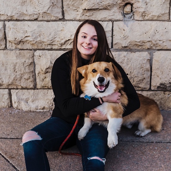 Meet your Posher, Becca - Picture 1 of 1